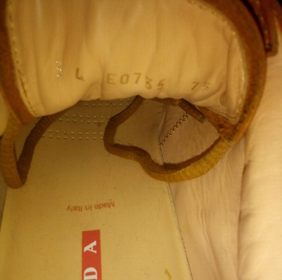 Prada Men's Shoes on Platter - Picture 5 of 6